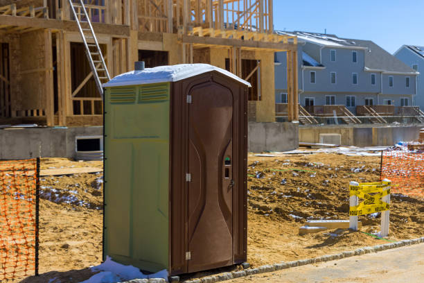 Best Portable restroom trailer rental  in Troy, MI